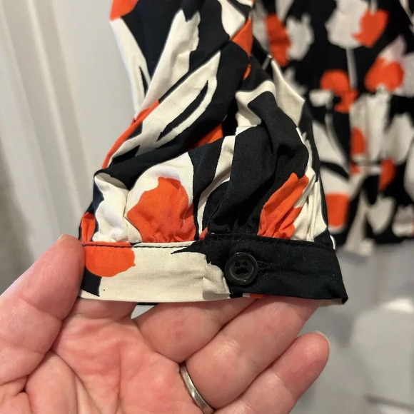 Who What Wear Floral Peplum Wrap Shirt Medium Ruffle Colorful Black Orange NWOT - Picture 5 of 7